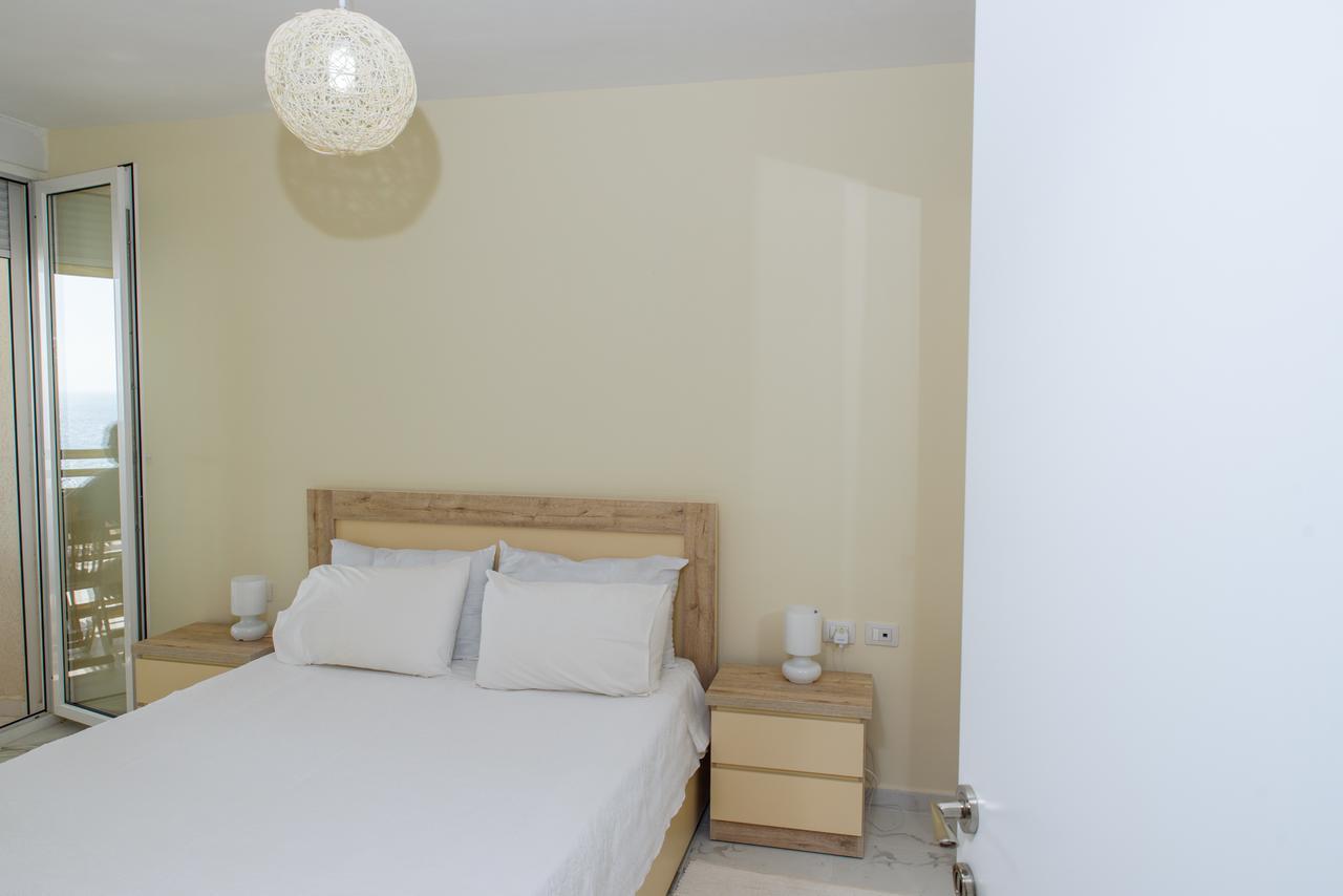Sunset Apartment Saranda Bay Extérieur photo